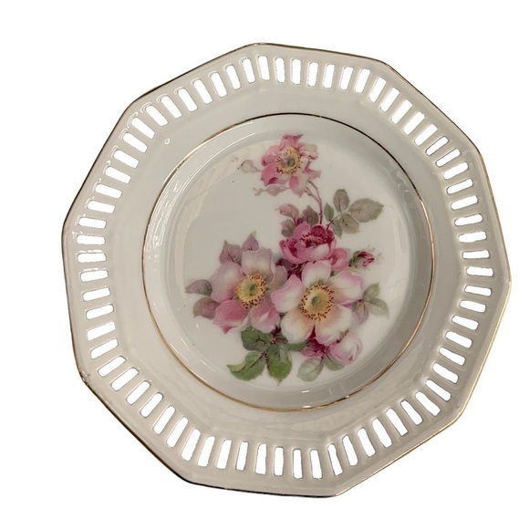 VINTAGE BAVARIA SCHUMANN small plates - pink floral 5-7/8"W 12 plates available - Picture 3 of 8
